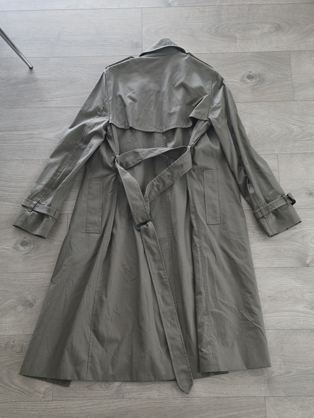 BNWOT Babaton Finch Mid Trench - City Twill - Picture 4 of 4